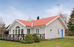 Three-Bedroom Holiday Home in Brandstorp